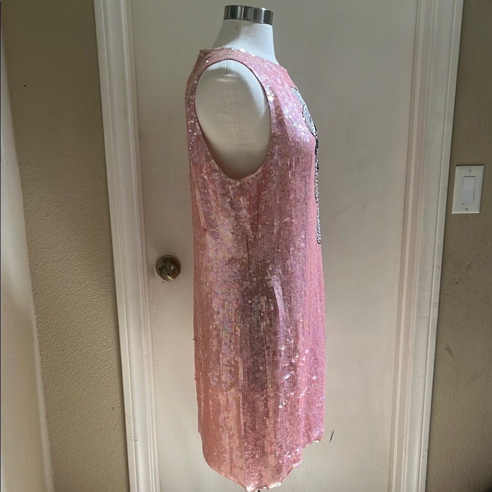 Pink Sequin Cocktial Dress with beaded Detail perfect for Special Occacion - Picture 4 of 16